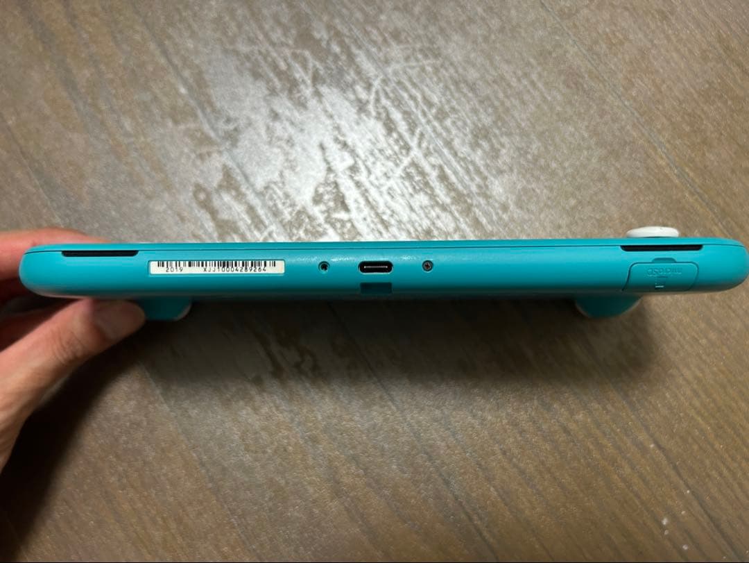 Nintendo Switch Lite ターコイズとACアダプター