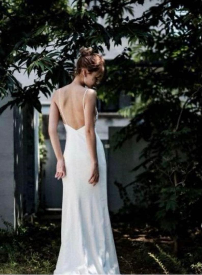 【ドレスプロダクション】ウエディングドレス