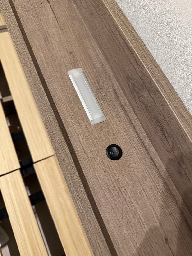 ベッドフレーム ローベッド セミダブル ① 送料込み