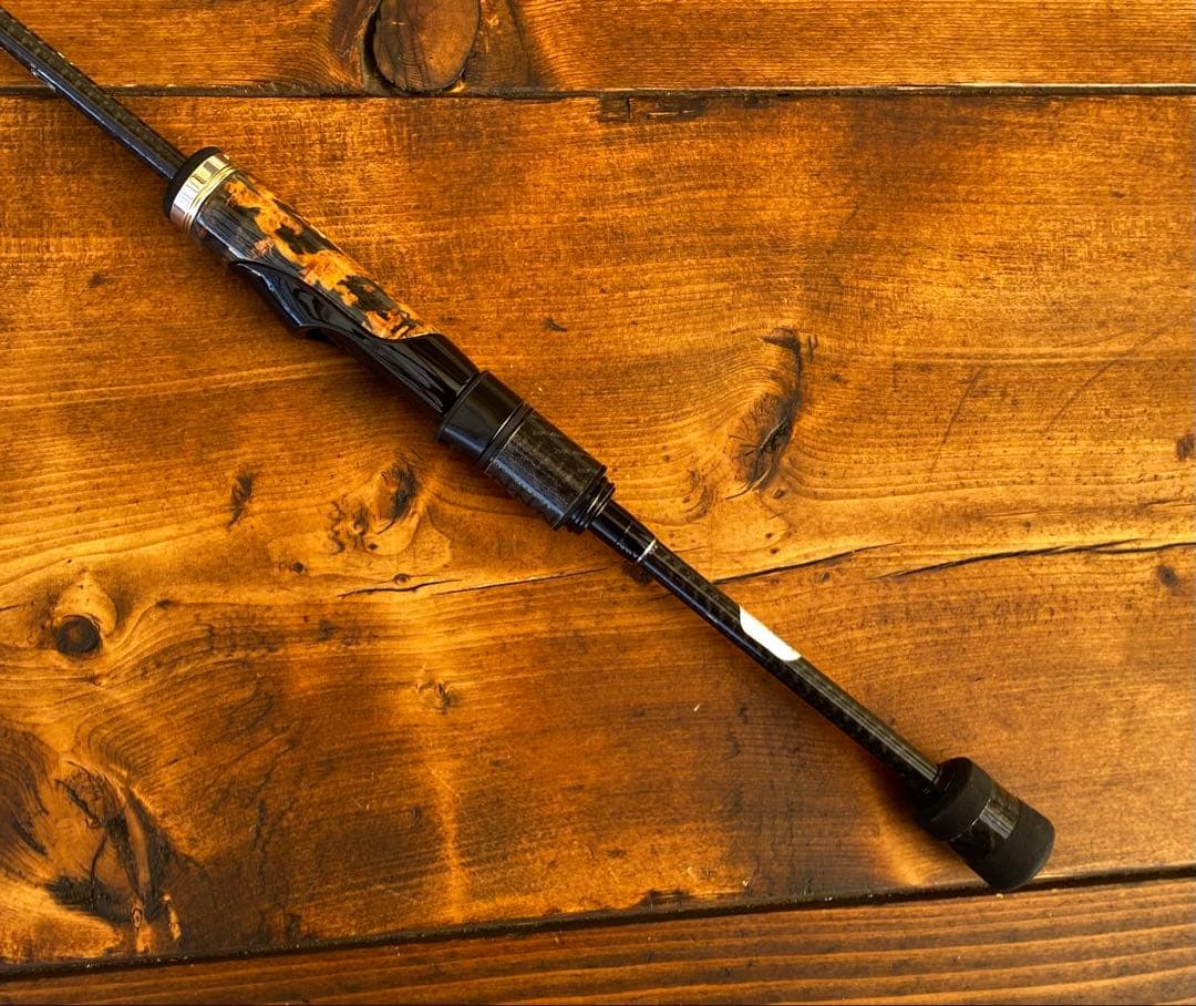 超軽量 カーボンロッド スピニング S662L バスロッド ウッドグリップ 渓流