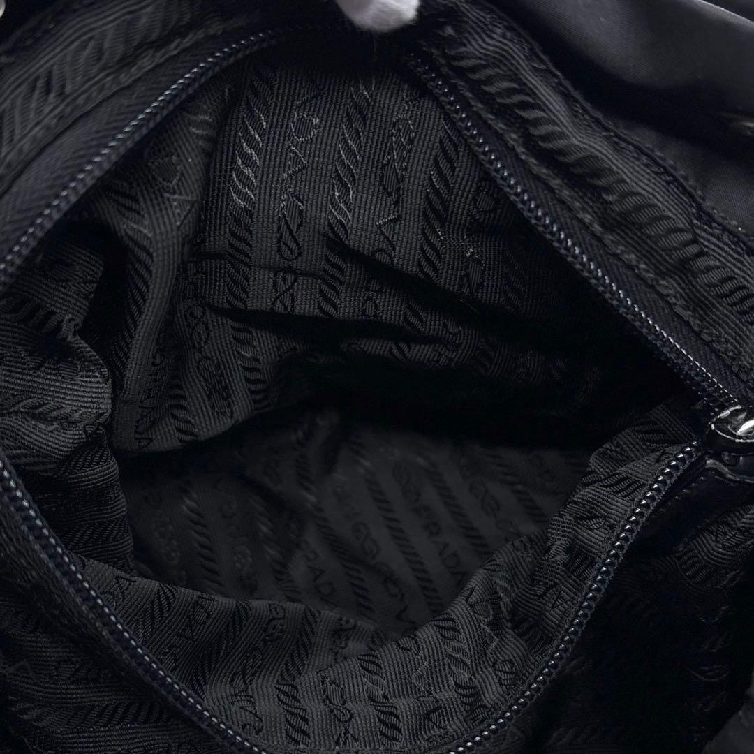 美品 PRADA リュック バックパック 三角ロゴ レディース