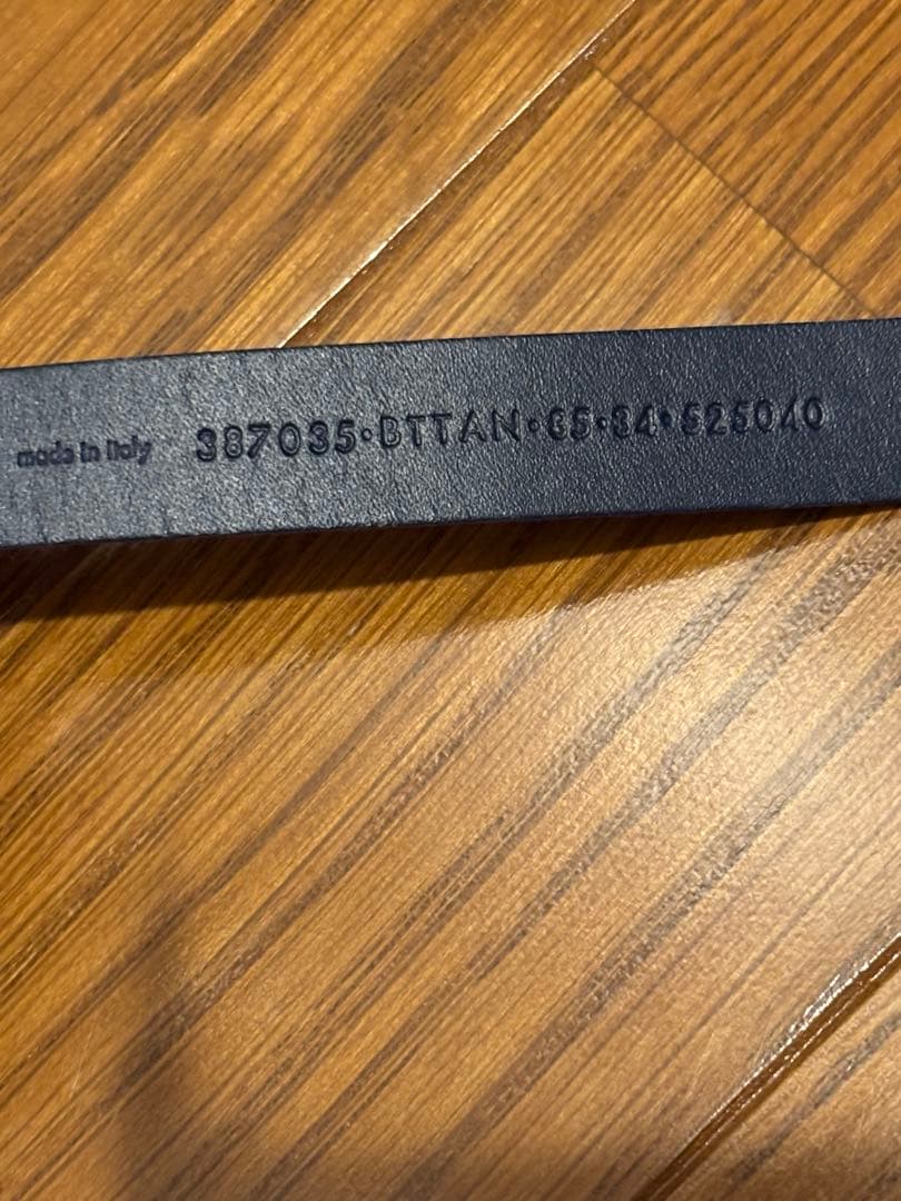 【封印タグ付き新品・未使用】GUCCI ロゴ入り 極美品 リバーシブルベルト