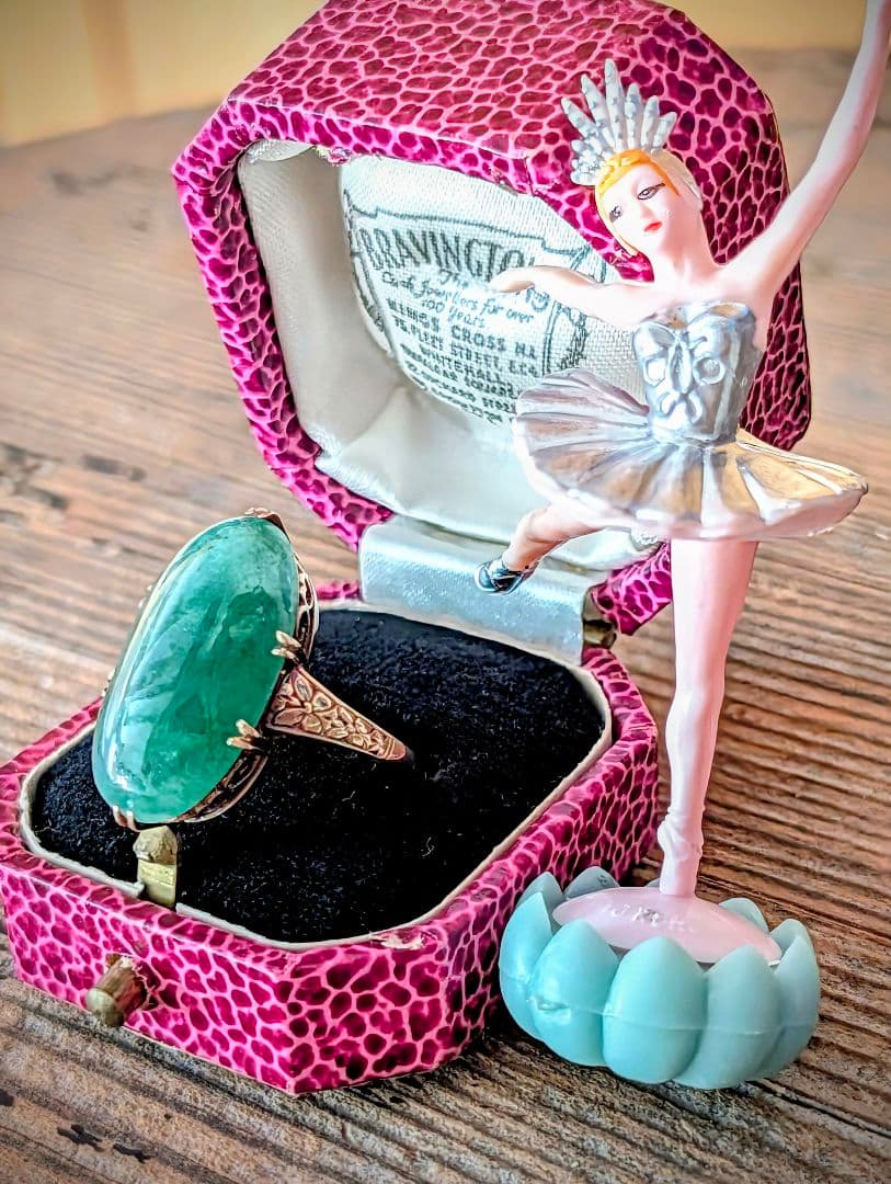 超メルカリ市限定✨️レア✨英国アンティーク リングケース