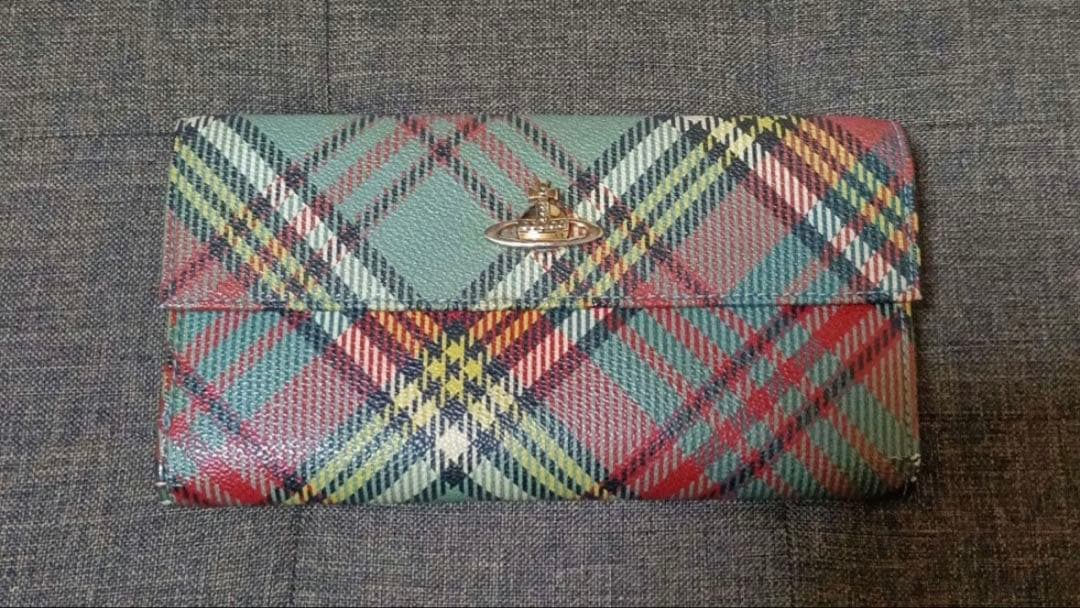 Vivienne Westwood】チェック柄 三つ折り財布 - メルカリ
