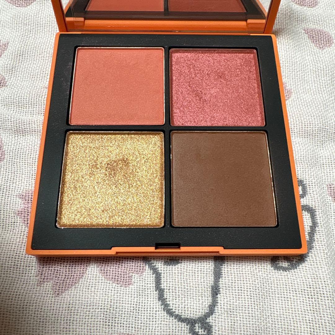 NARS ホットエスケープ チークパレット Ⅲ