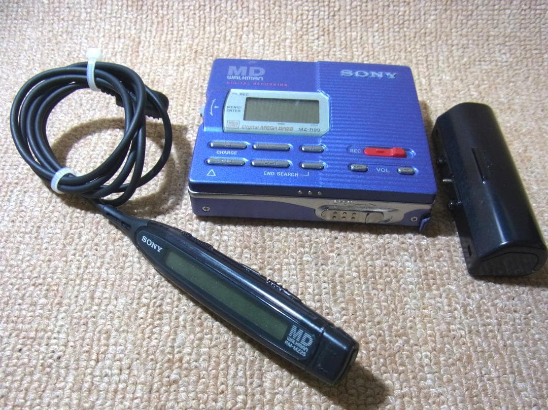 SONY MD WALKMAN MZ-R90 MDプレーヤー 動作OK 難箇所有