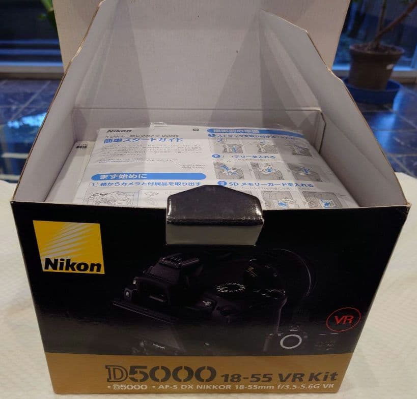 Nikon ニコン D5000 18-55 VR レンズ Kit 新品未使用