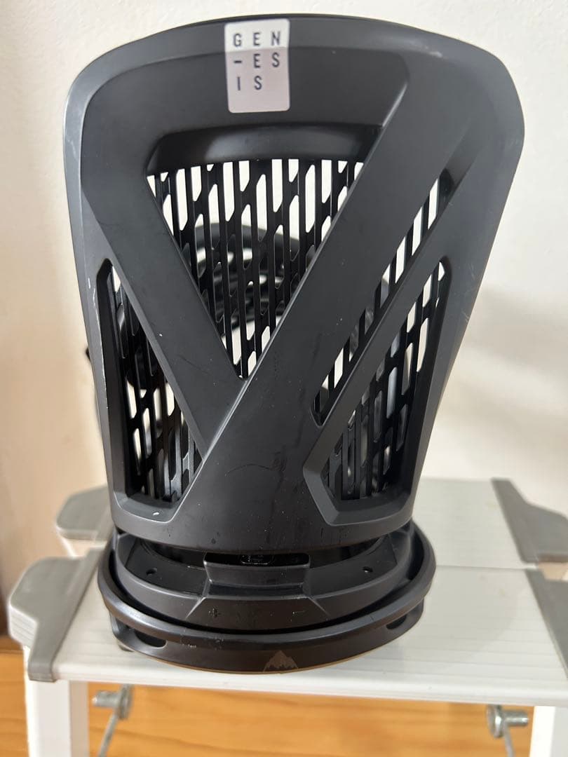 バートン(2024）スノーボード バインディング ジェネシス EST サイズM