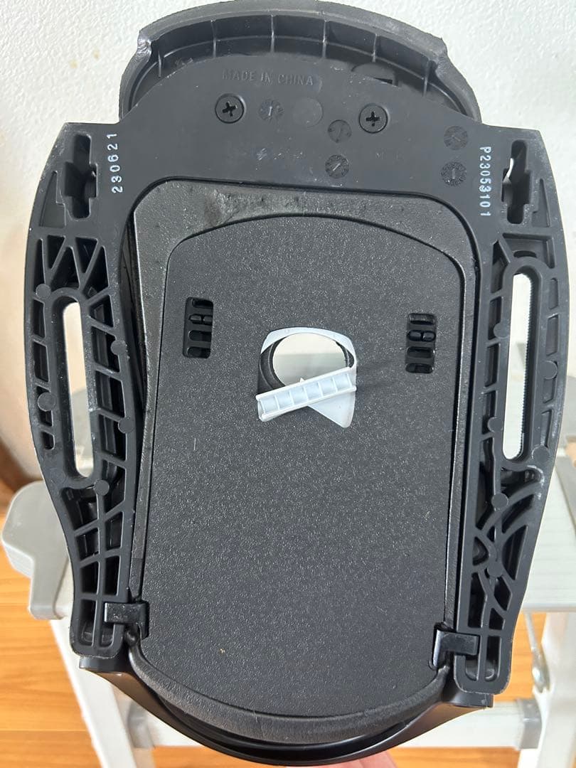 バートン(2024）スノーボード バインディング ジェネシス EST サイズM