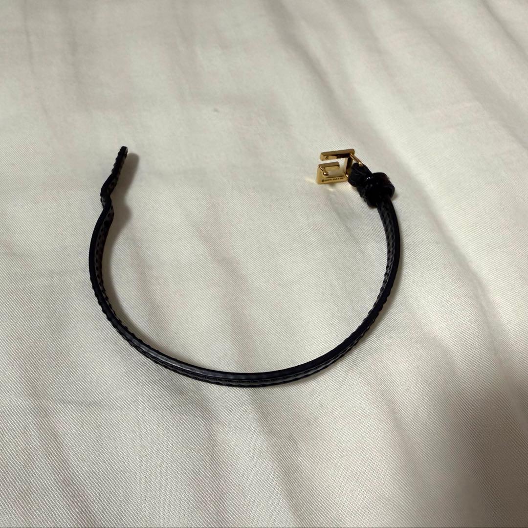 グッチ スクエアGエナメルブレス ブラック