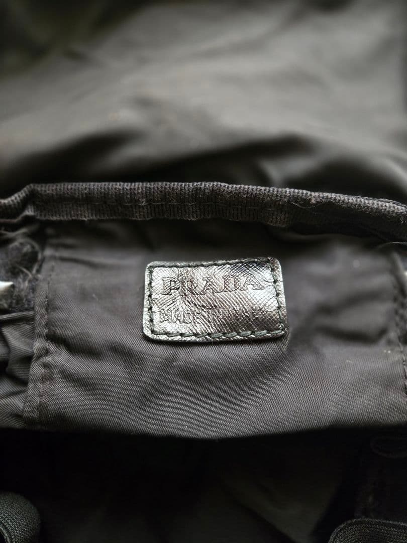 PRADA バニティポーチ ブラック