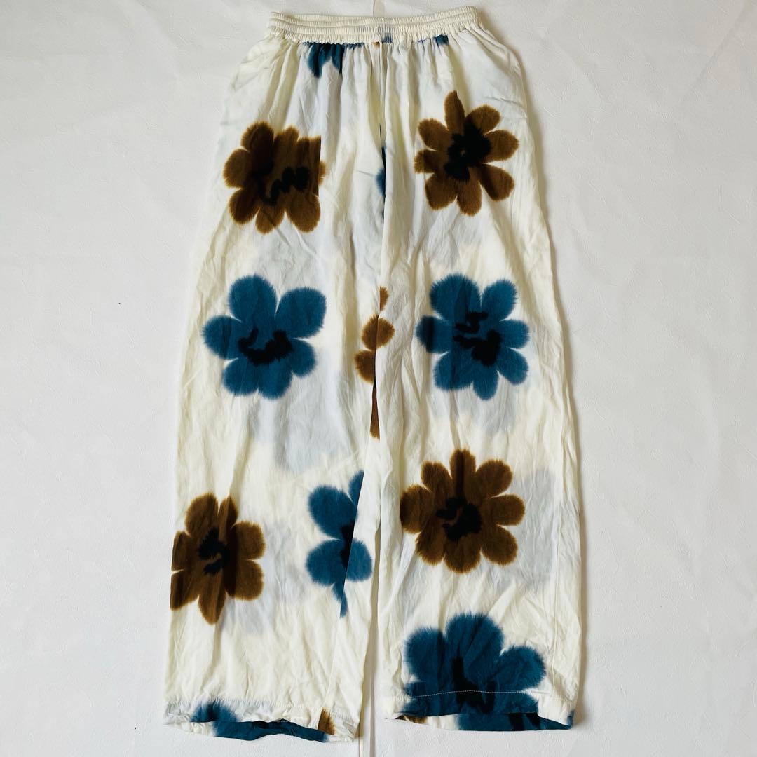 SUKU 　WINTER PYJAMA フラワー　パジャマ　サイズS