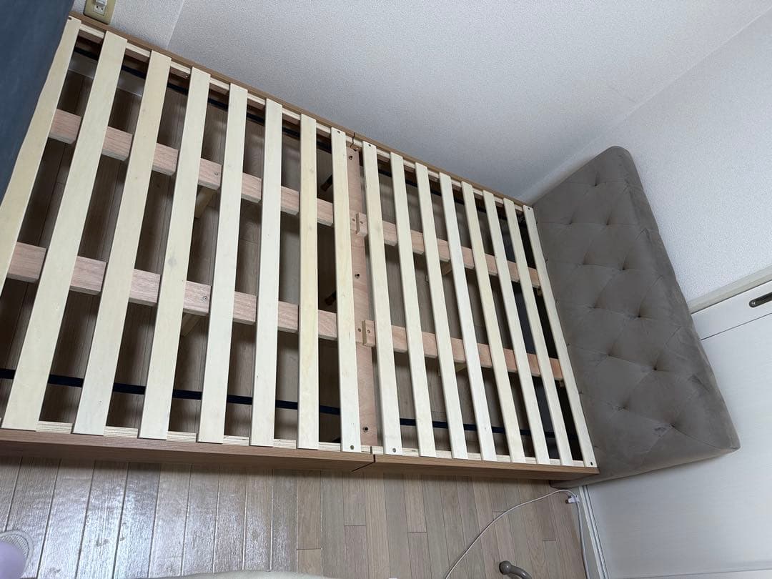 セミダブルベッドフレーム グレー