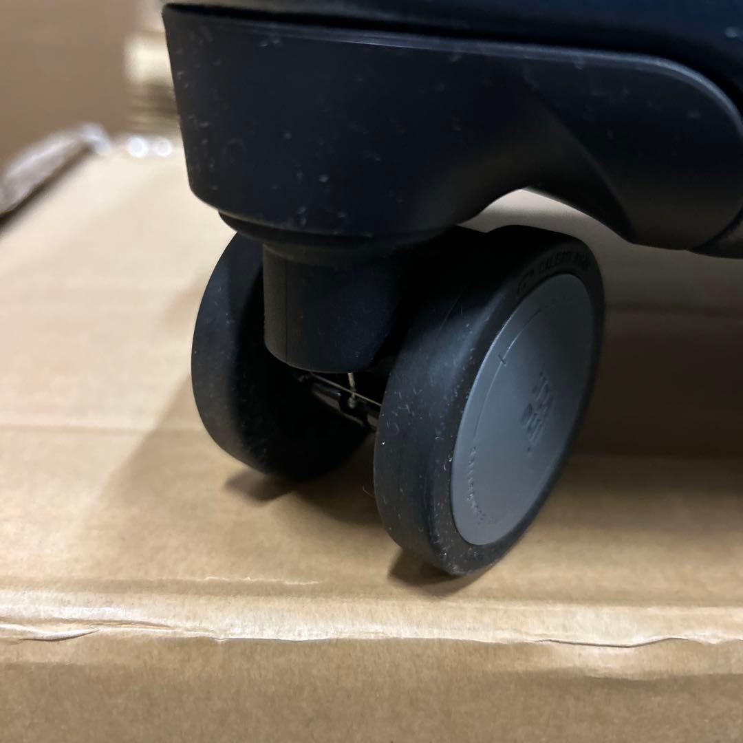 innovator 大型キャリーケース 92L inv80