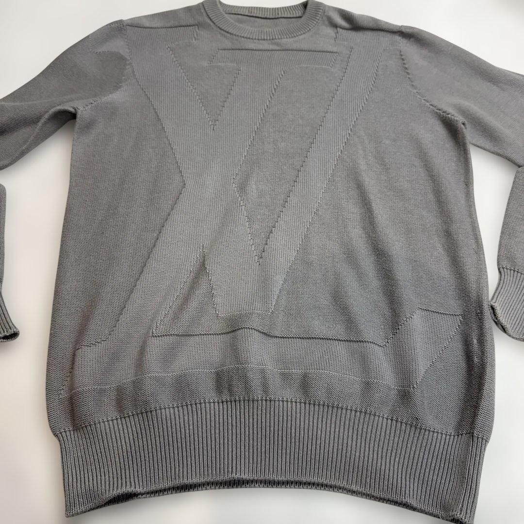 ルイヴィトン　LVロゴニット　グレー　Mサイズ相当