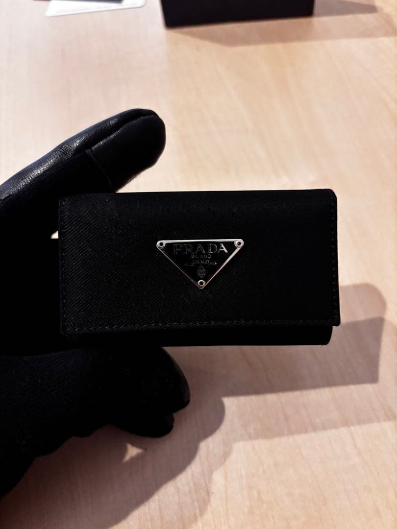 新品未使用品PRADA ブラック ナイロン キーケース値下げしました