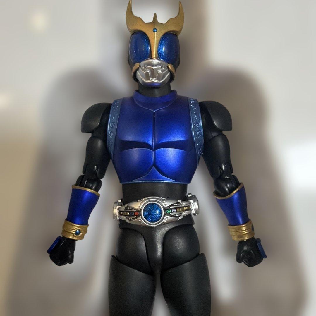 S.H.Figuarts(真骨彫製法) 仮面ライダークウガ ドラゴンフォーム