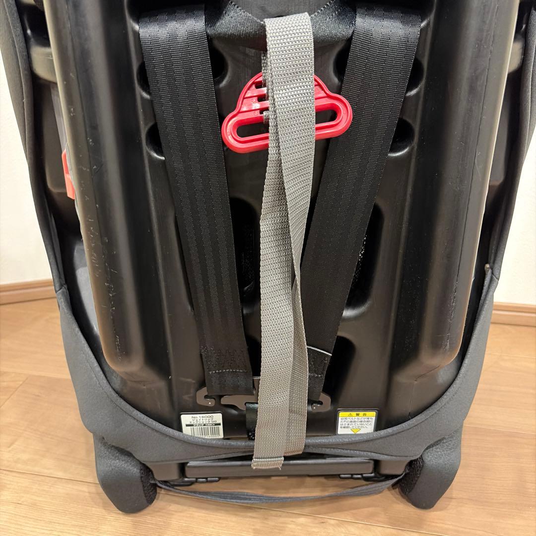 コンビ　ジョイトリップ エッグショック GG チャイルドシート　ジュニアシート