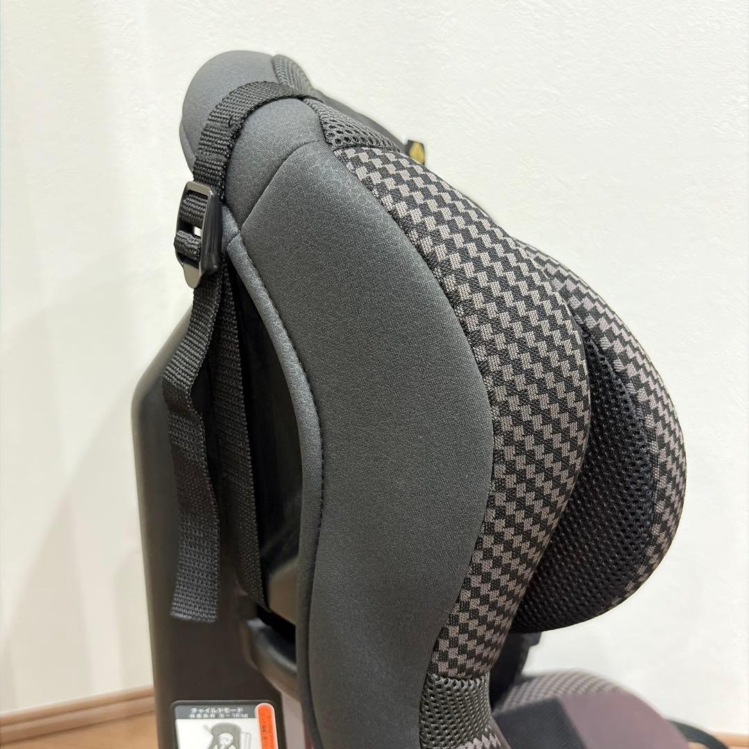 コンビ　ジョイトリップ エッグショック GG チャイルドシート　ジュニアシート