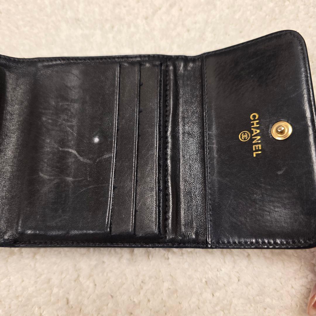 【CHANEL】二つ折り財布✨️キャビアスキン