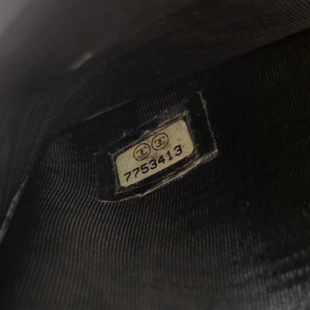 【CHANEL】二つ折り財布✨️キャビアスキン