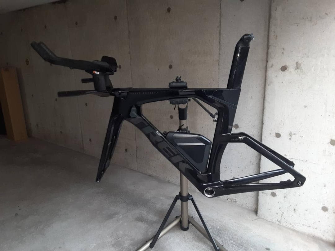 【美品】新型 TREK Speed Concept SLR フレームセット