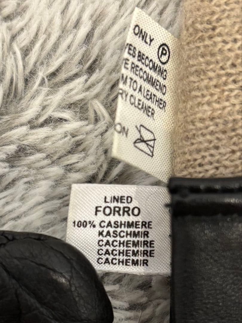 DENTS 黒 レザーグローブ 手袋 カシミヤライニング