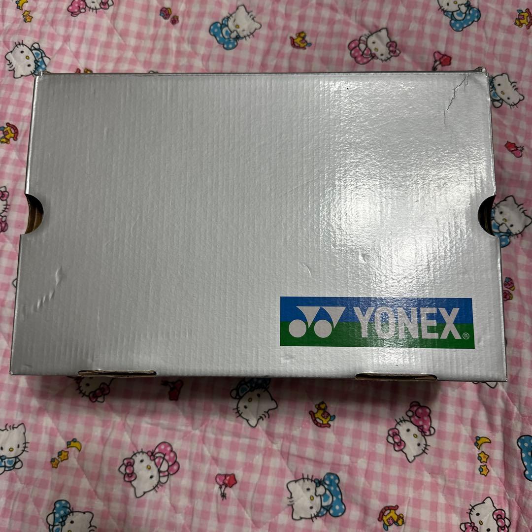 ヨネックス テニスシューズ ダイヤル式