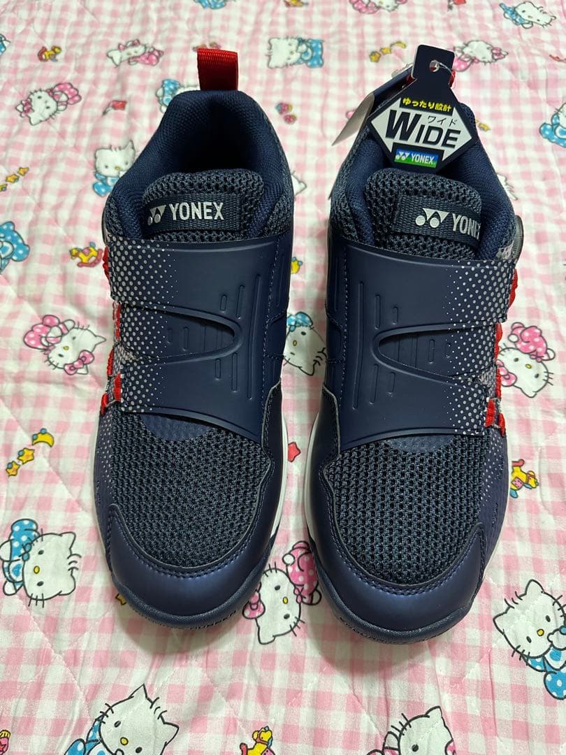 ヨネックス テニスシューズ ダイヤル式