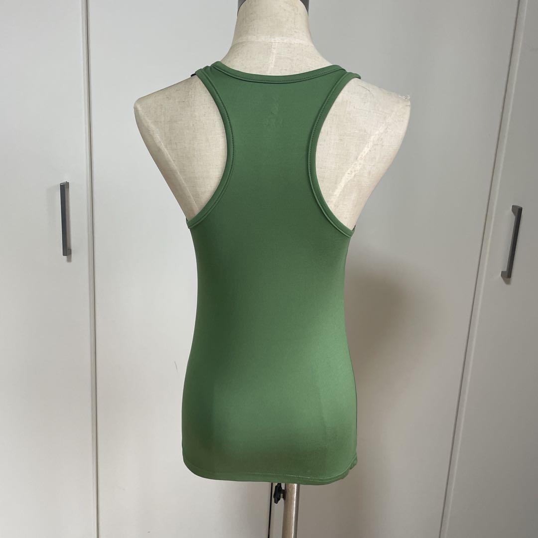 日本初上陸　セブンシックス　テニスウェア　上下セット