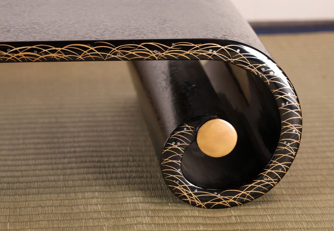 木製 漆塗 巻足 平卓 金蒔絵 丸菊 桐唐草 黒塗 漆芸 花台【MB106