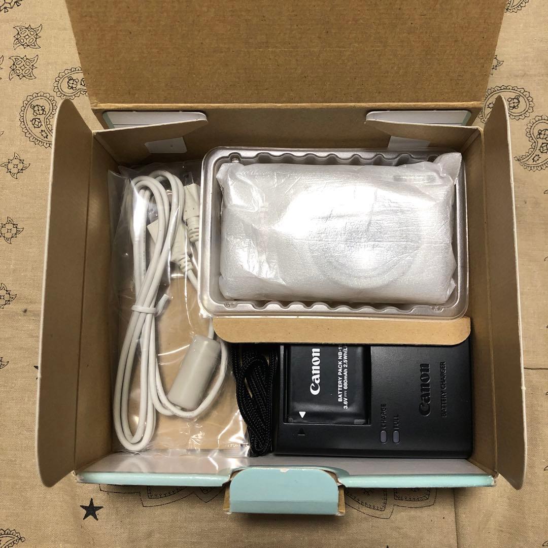 ほぼ新品 Canon IXY 110F シルバー デジカメ コンデジ 完品