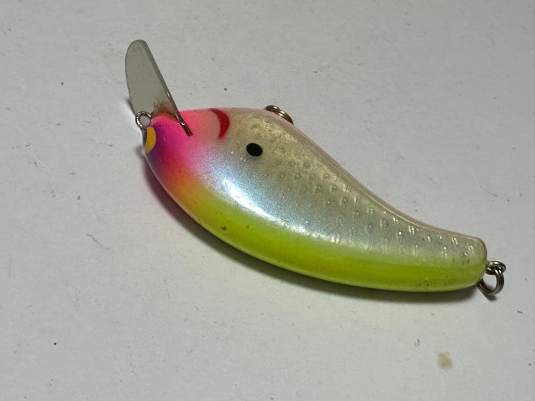 FDカスタム　FDカスタムベイト　クランクベイト　ルアー フラットサイド