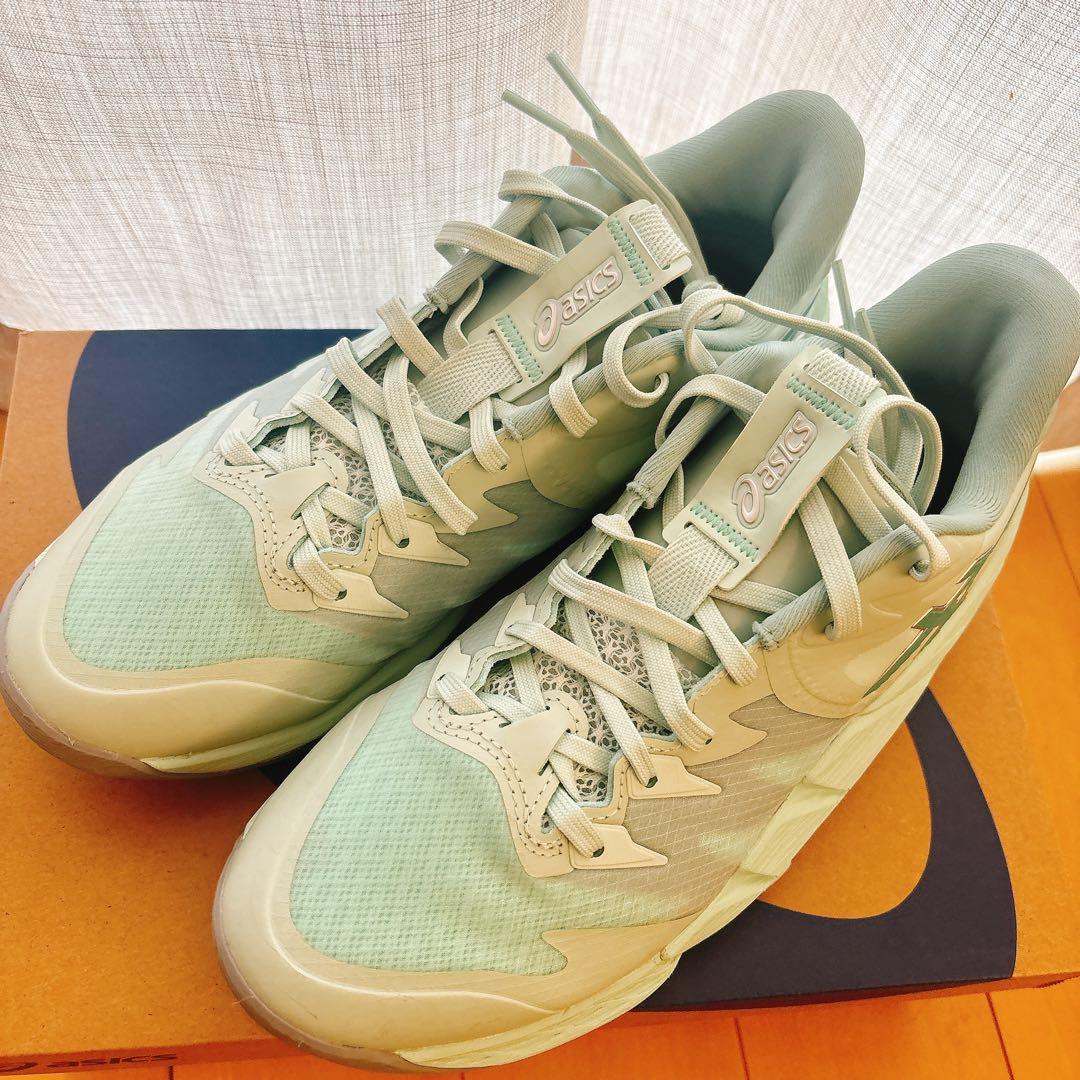 ASICS アシックス バッシュ　24.5cm アンプレアルス ロー2