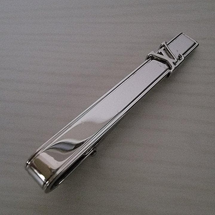 LOUIS VUITTON ルイヴィトン ネクタイピン