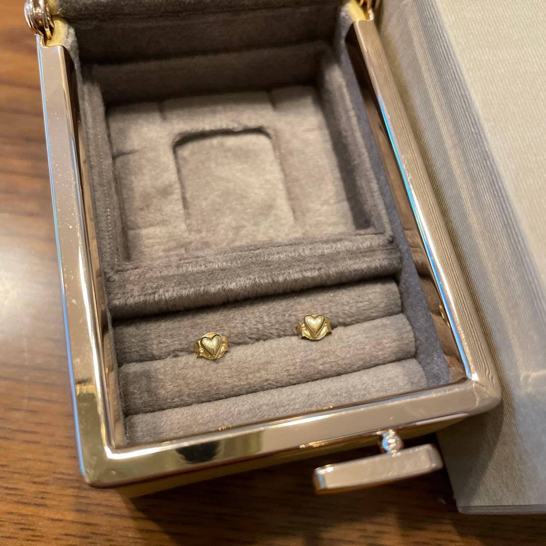 ete ピアス 金製 購入証明書付き - メルカリ