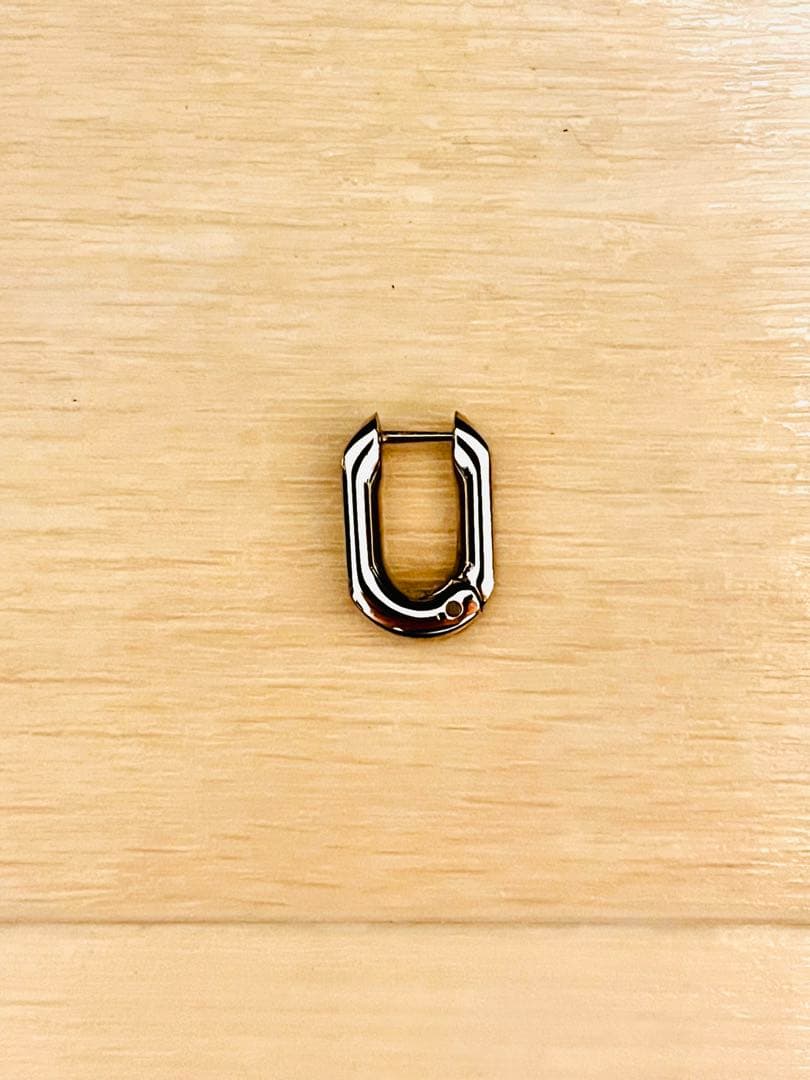 Louis Vuitton フープピアス