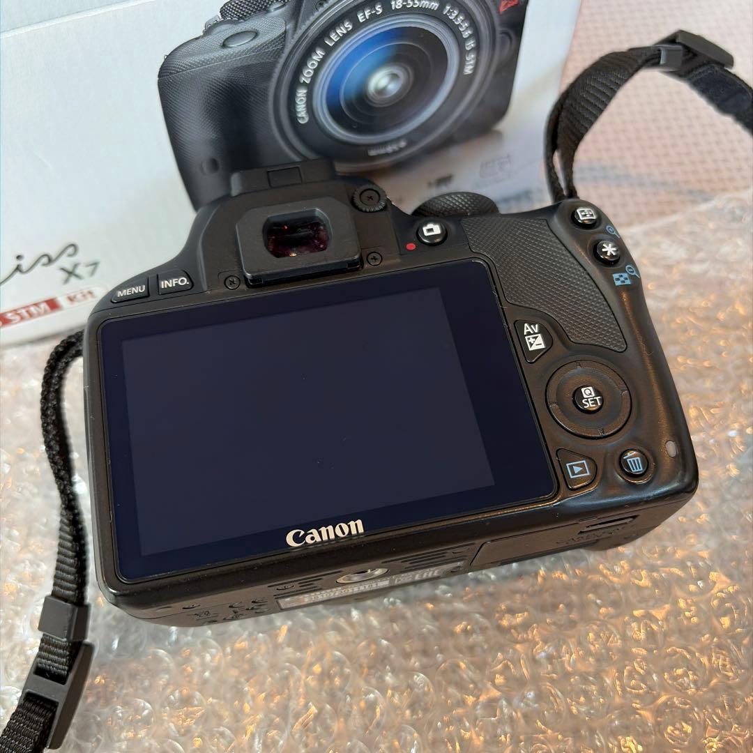 Canon EOS Kiss X7 ダブルズームキット