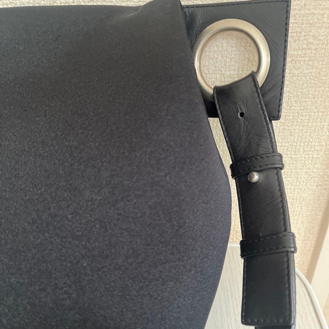 カワカワ kawa-kawa ハトメボディーバッグLサイズwet