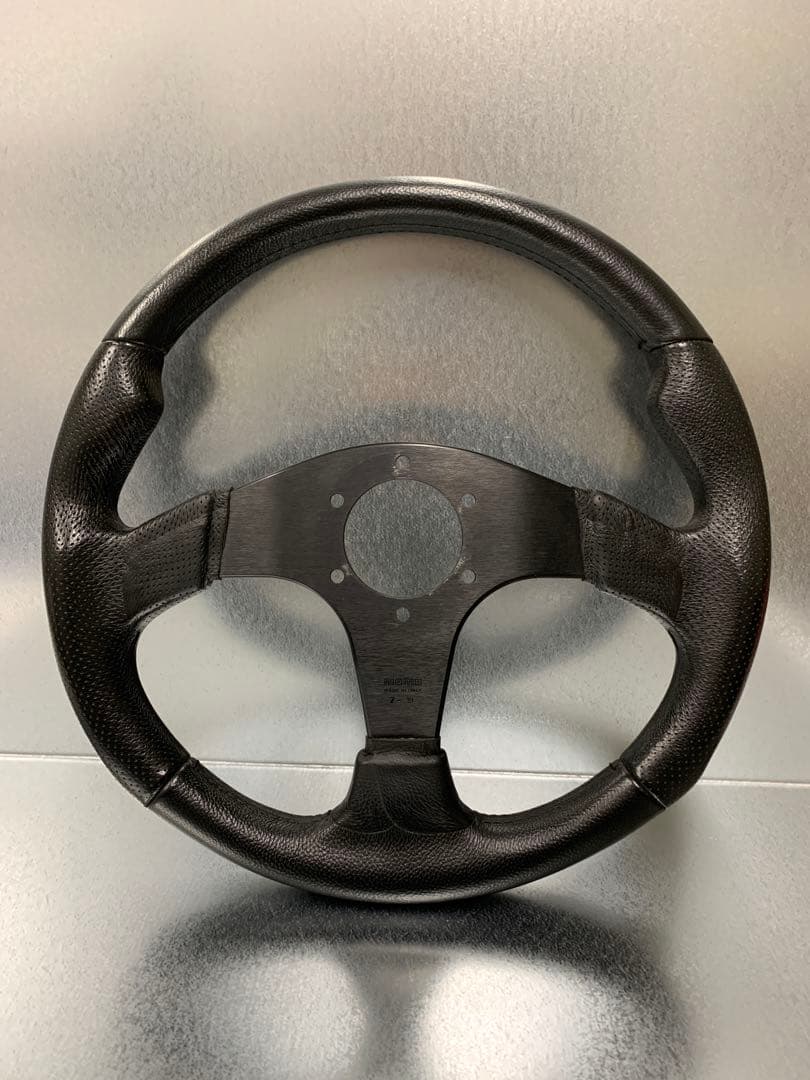 MOMO ステアリング ジェット 35パイ