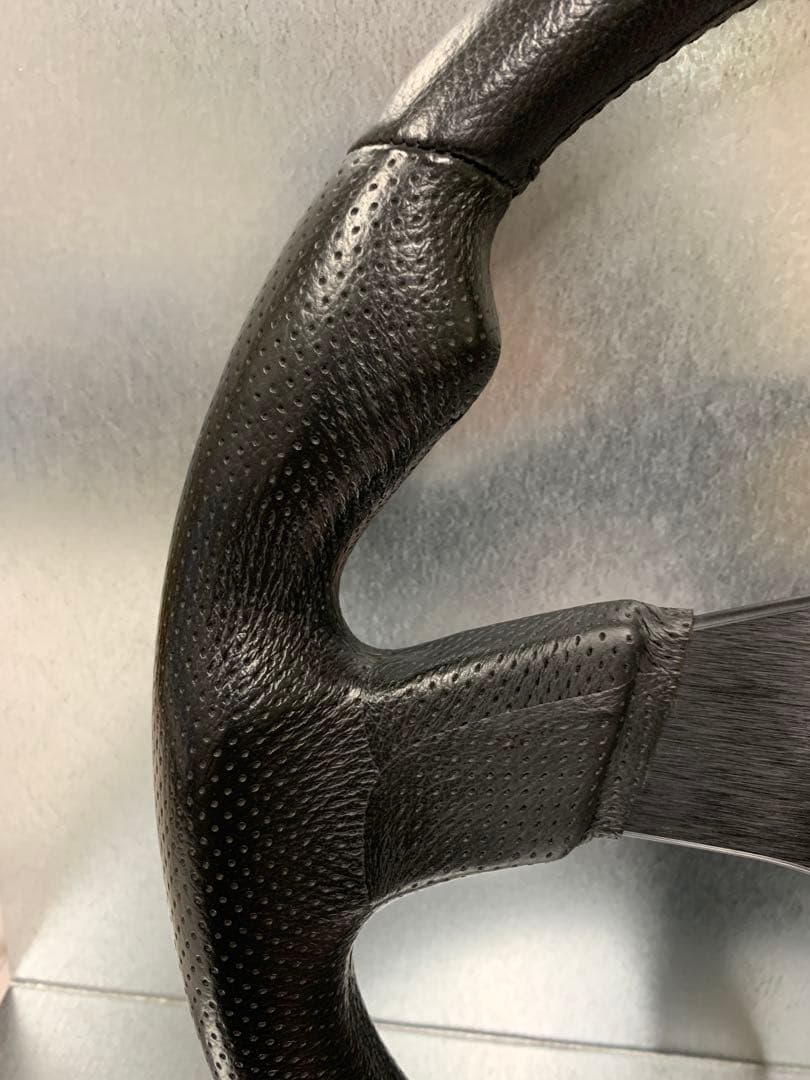 MOMO ステアリング ジェット 35パイ