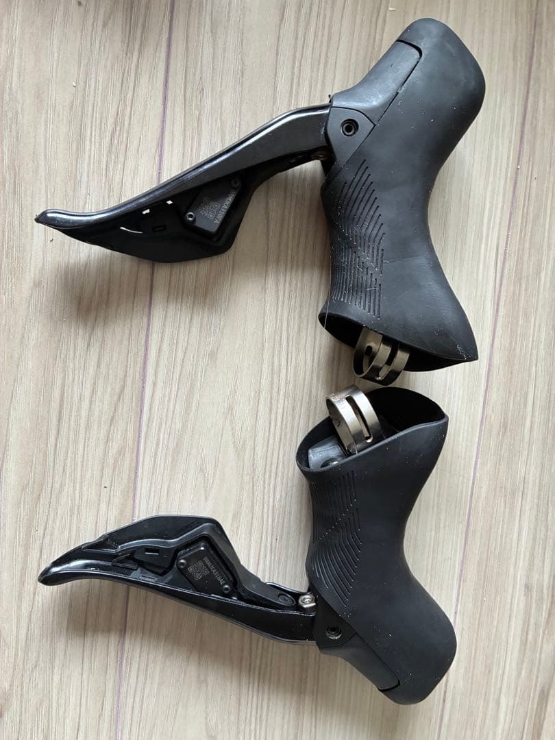 SHIMANO 105 Di2 電動コンポセット 電池付 UT油圧ブレーキ