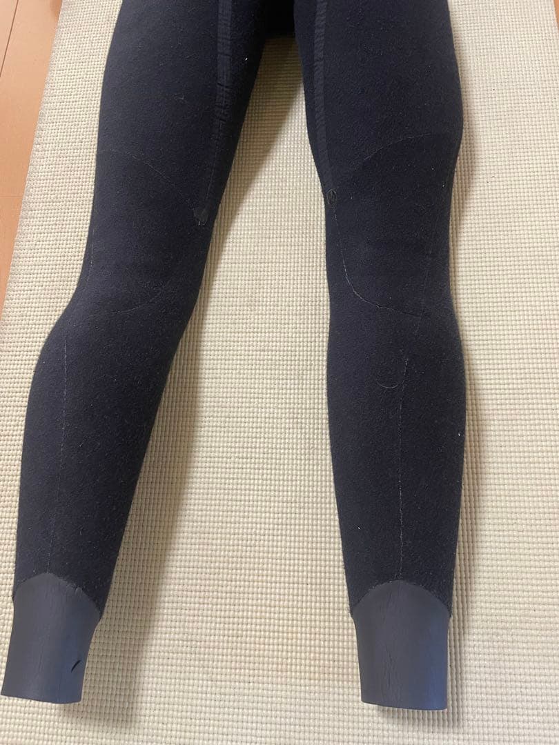 2022FWフルスーツセミドライ4/3mm hybrid u-zip - メルカリ