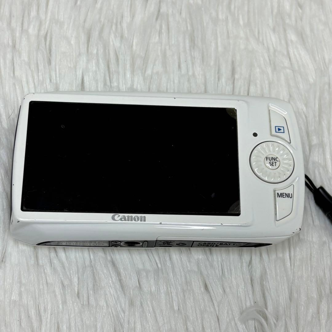Canon カメラ　IXY 30S PC1473 充電器　ホワイト　コンデジ