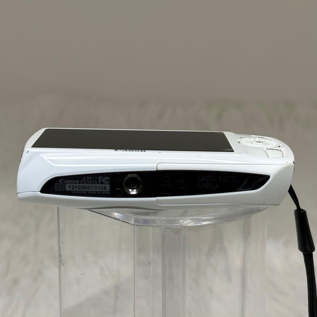 Canon カメラ　IXY 30S PC1473 充電器　ホワイト　コンデジ