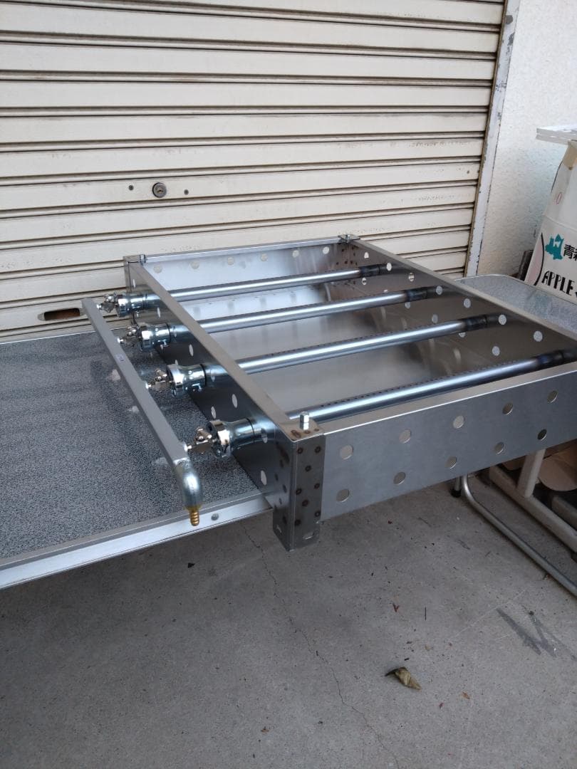 カス受け付　極厚６mm　プロパンガスグリラー　鉄板焼きグリドル　便利なフチ持手付