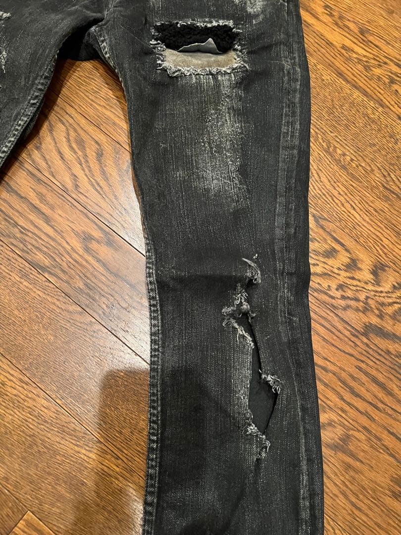 LGBダメージ加工 スリムフィット ブラックデニム