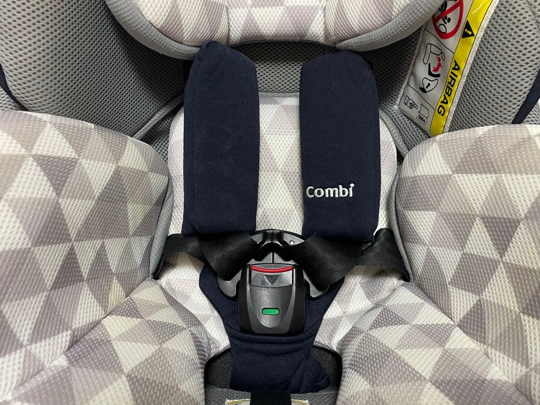 CombiグルムーブスマートISOFIXエッグショックJN-570ネイビー