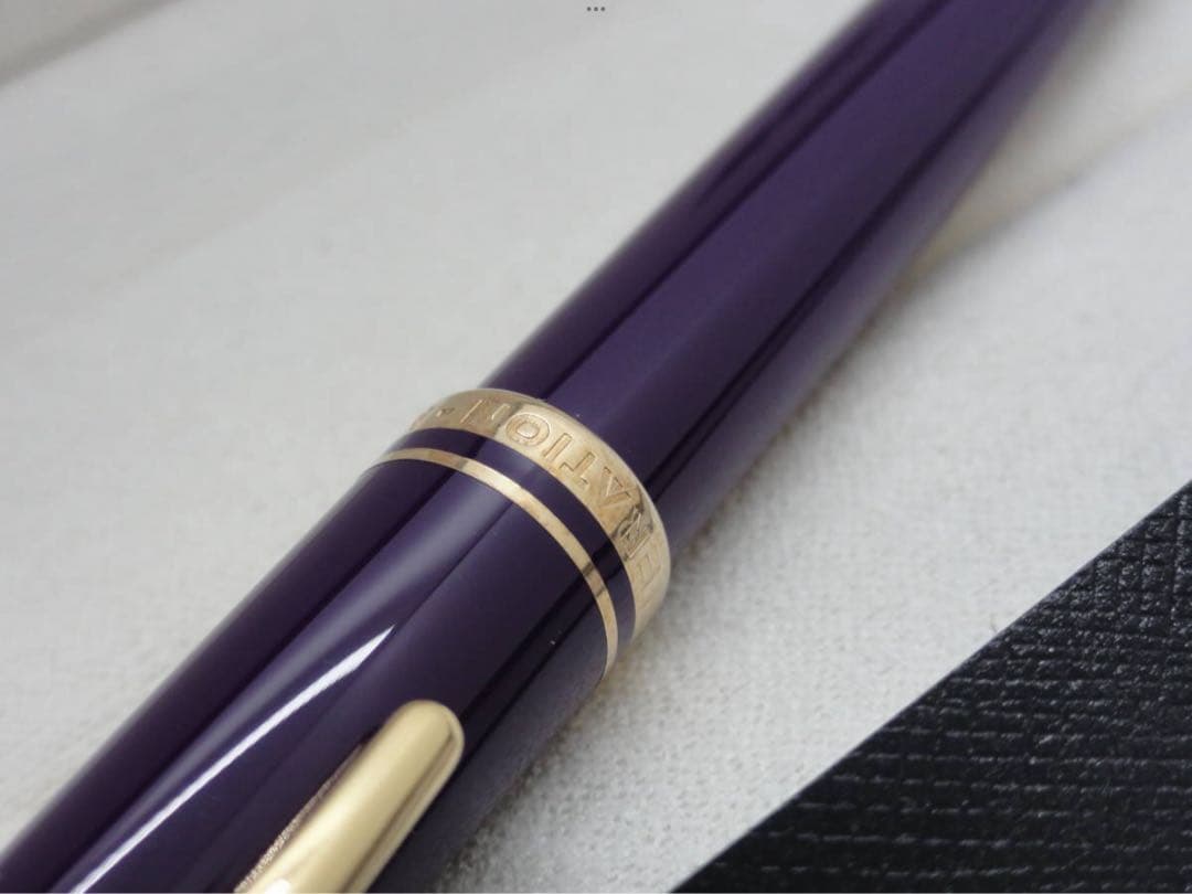 未使用に近い品！非常に稀少な軸色ダークパープル逸品！非常にレア