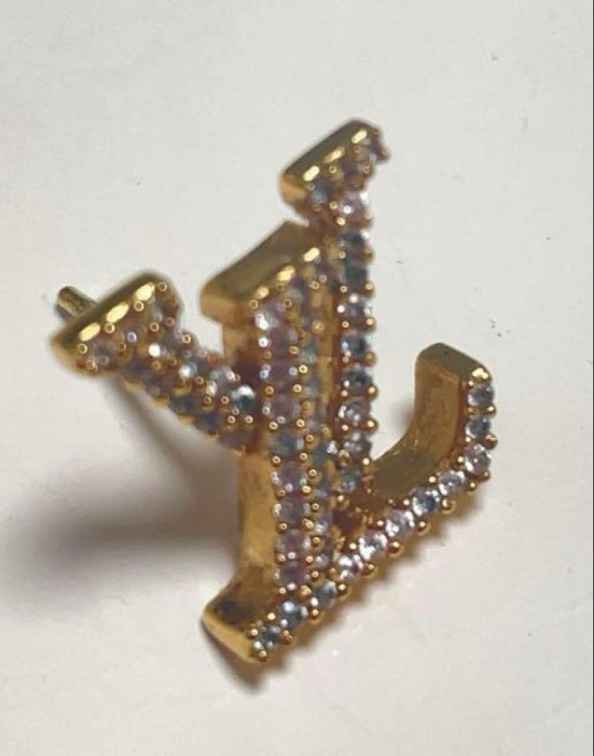 ルイヴィトン LVアイコニックピアス 片耳のみ